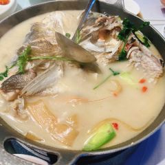 JIANG NAN WAIPOQIAO User Photo