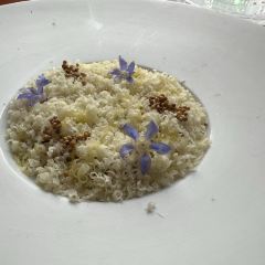 NUITS 여행 사진