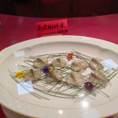 亮欢寨快活林酸汤鱼酸汤牛肉火锅店(甲秀楼店) User Photo