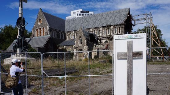 大教堂广场，位于新西兰南岛基督城的市区中心。是基督城的历史中