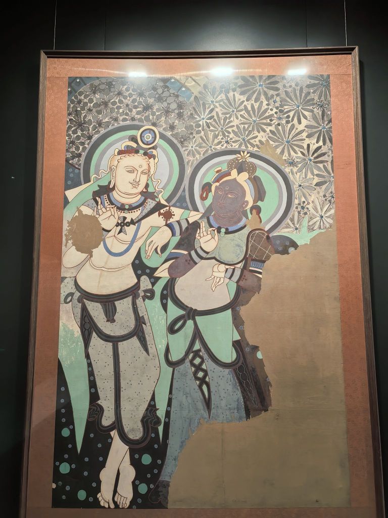 新疆ウイグル自治区博物館 図録（貴重品） 新疆ウイグル自治区博物館