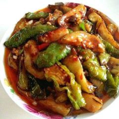 疆土印象餐厅(羊羔肉土火锅那拉提店) User Photo