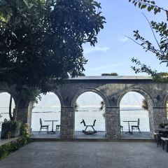 世内桃源·落日海景餐厅(双廊店) User Photo