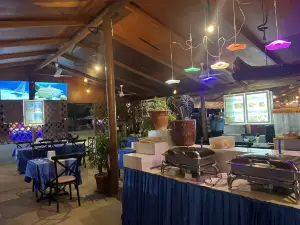 Sunrise Beach Restaurant