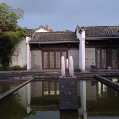 Jiuhuashanhanyueloudujia Restaurant User Photo
