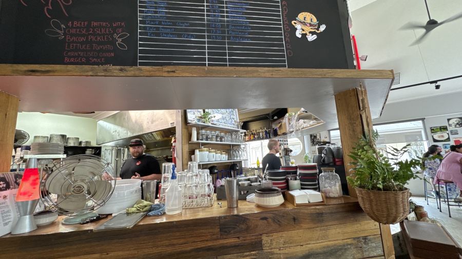 Morgans Bar and Grill