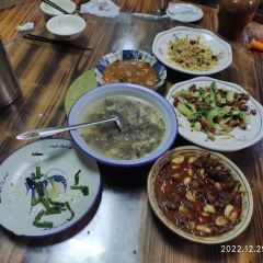 家满园饭店·杨氏淄博烧烤 User Photo