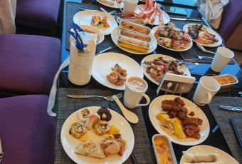Silver Sky Revolving Restaurant (Quancheng Square Da Ming Hu Branch) user photo
