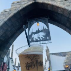 Three Broomsticks 여행 사진