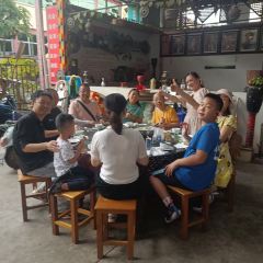 Ruilishikemeng Farm Family Resort Restaurant (yuguan) User Photo