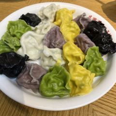 MINGUOHAIXIANJIAOZILOU User Photo