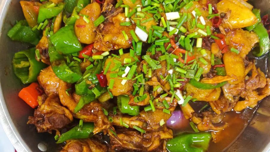 Xiandaohu Tucaiguan Catering