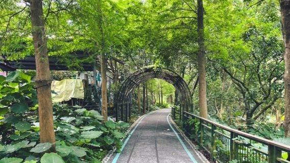 Gukeng Green Tunnel Park