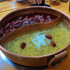 大秦酸菜火锅(烧烤) User Photo