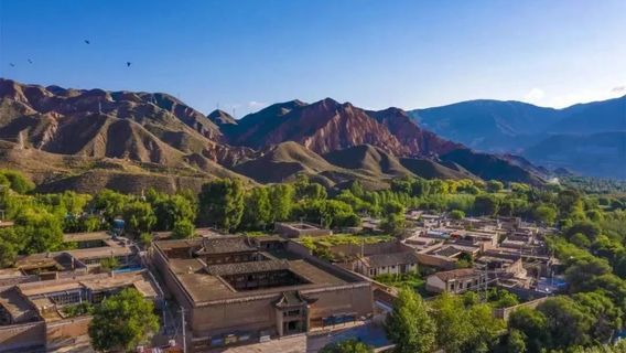 Nangla Qianhu Courtyard
