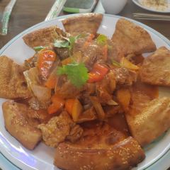 疆土印象餐厅(羊羔肉土火锅那拉提店) User Photo