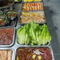 王小四烤羊腿总店 User Photo
