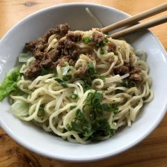 特味加 User Photo