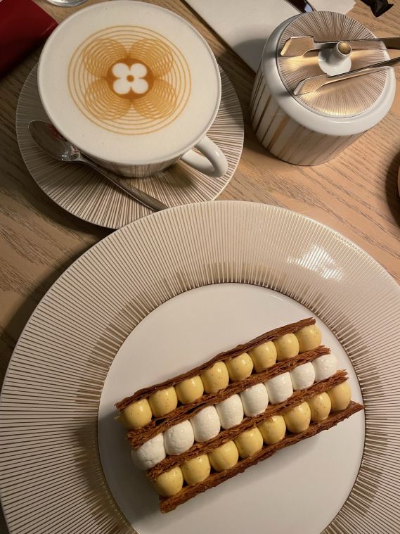 LE CAFE V (Shinsaibashi/Namba/Yotsubashi, Osaka) - Restaurant