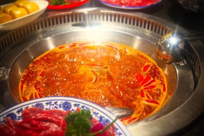 味舵主重庆火锅(康庄南街店)