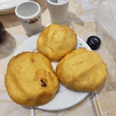 悦府东北私房菜·饺子王·铁锅炖(长白山万达店) User Photo