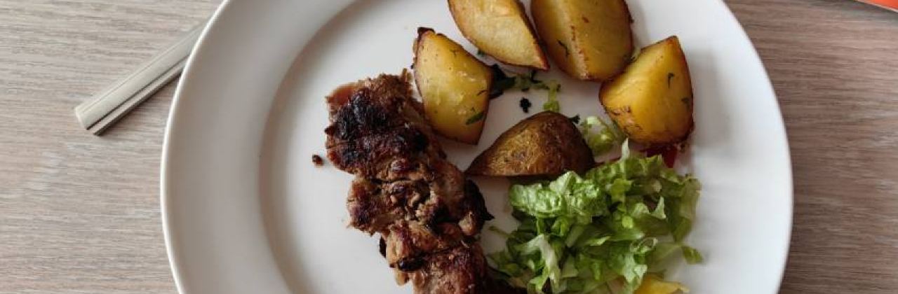 Listvyanka Club Grill & Restaurant