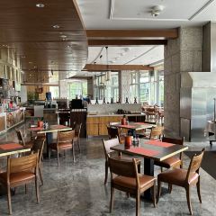 Cafe Qin (Shangri-La Hotel Qinhuangdao) 여행 사진