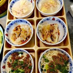 鐘水餃(二號橋店)張用戶圖片