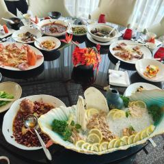 THE RESIDENCE User Photo