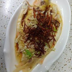 关东一品炖人参鸡 User Photo