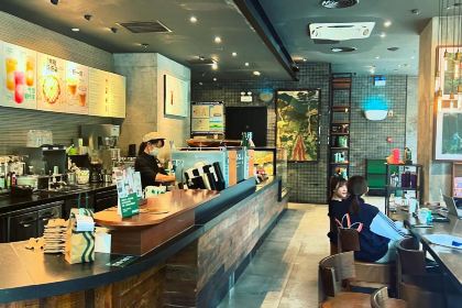Starbucks (Wangfujing)