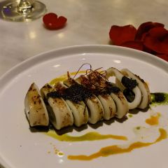 Large Eight Italy Lounge&Restaurant User Photo