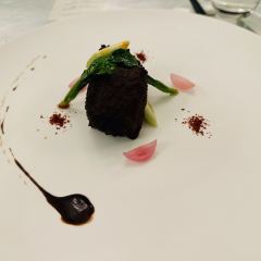 LING LONG User Photo