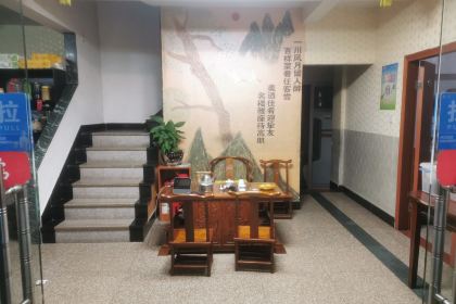 青云山新丰溪鲜楼(岭路店)