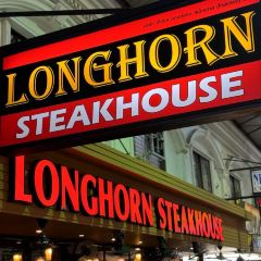 Longhorn Steakhouse & Grill Pattaya User Photo