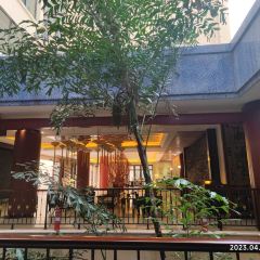 Shimeiwan'aimeidujiajiudian·dipingxiancantinghe Bar User Photo