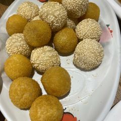 MINGUOHAIXIANJIAOZILOU User Photo