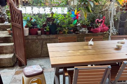 鱼乐岛餐厅·户外花园主题餐厅