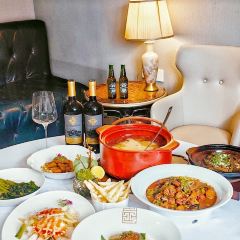 海湾荟·凤栖梧桐(镇宁路店) User Photo