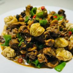 俭寨新疆菜大盘鸡·小公鸡烧烤·乌苏路店 User Photo