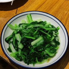 XIAO JI GONG AN NIU ROU YU ZA GUAN REN HE LU DIAN User Photo