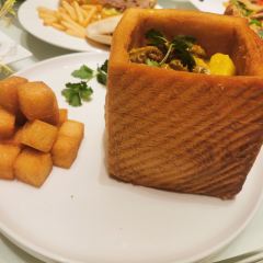 锦云楼中餐厅(顺德保利假日酒店) User Photo