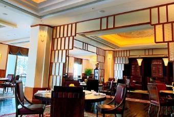 YI LONG COURT user photo
