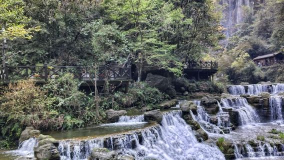Great Waterfall Scenic Area - Viewing Platform No. 5