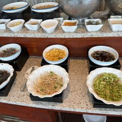 濟南怡豪大飯店（泉城廣場趵突泉店）·銀頂旋轉餐廳張用戶圖片