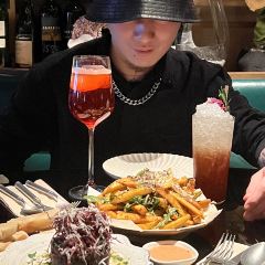 PetitChateau Wine&Bistro User Photo