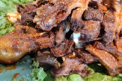 白音老山界·焖羊肉