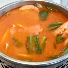 泰莱金·冬阴功手抓饭·傣泰融合·泰国罗氏虾餐厅(滨海大道店) User Photo