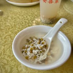 ER QUAN YUAN User Photo