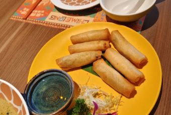 清远长隆长颈鹿城堡酒店·泉畔餐吧 User Photo